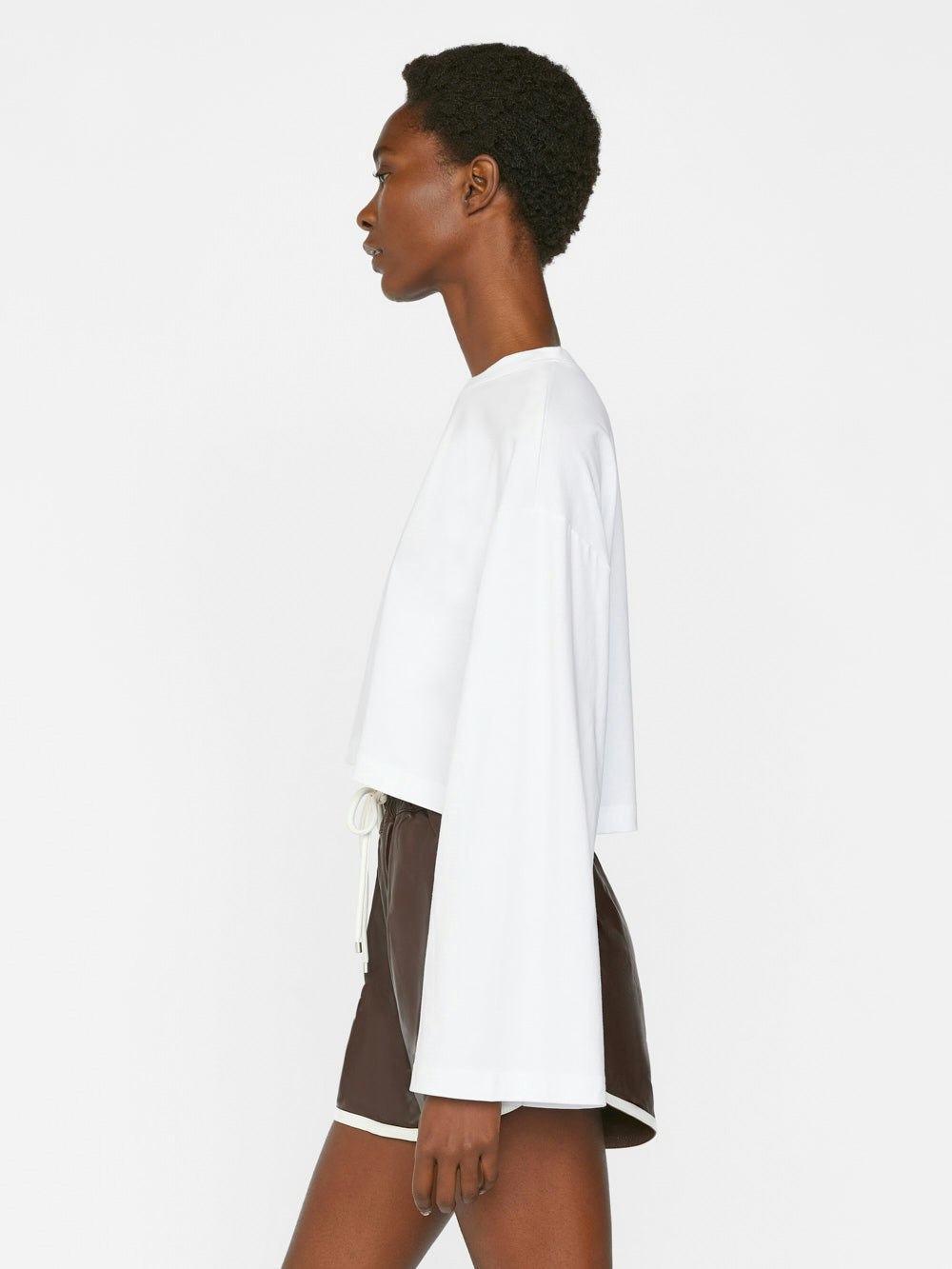 shirt side view alt:fit1